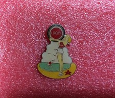 T11 pins cigarette - t11, lucky