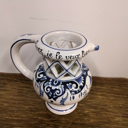 Pot trompeur faience - pot,
