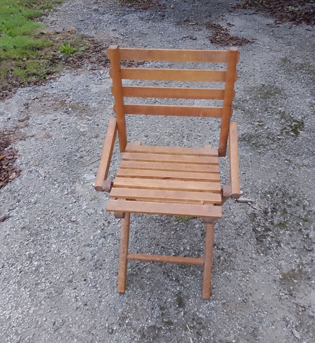 Ancienne chaise bois - ancienne, en