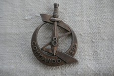 insigne Commando 295 du 8° Zouaves pointe vers le bas période guerre Algérie