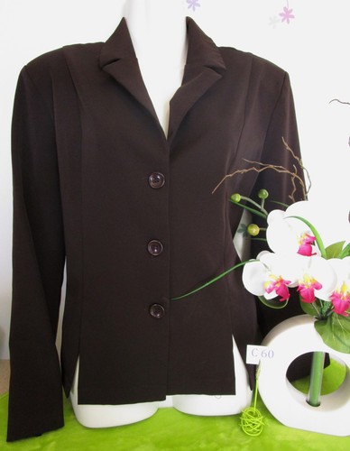 Vêtement occasion femme - ,