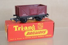 Triang R112 Br Bordeaux Marchandises Camion Wagon M2313 Avec Drop Portes 1960
