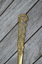 Coupe papier en bronze signé