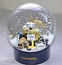 CHANEL BOULE A NEIGE VIP GIFT