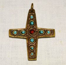 - PETITE CROIX PECTORALE