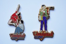 2 pin's Vandystadt All Sport tennis RG 1990 JO Albertville 92 Arthus Bertrand AB