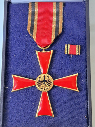 Croix mérite fédérale - croix,