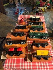 HORNBY - LOT DE 9 WAGONS ET UN ACCESSOIRE EN O
