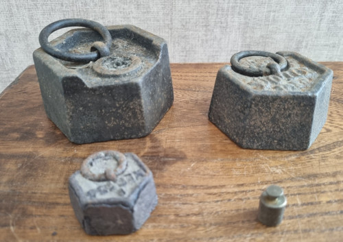 Lot anciens poids fonte - poids, en