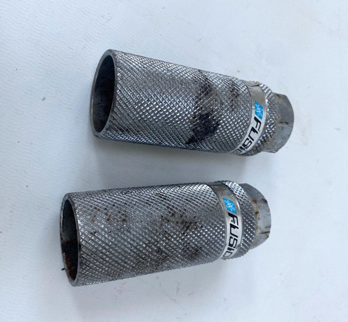 Haro fusion axle pegs old - fusion,