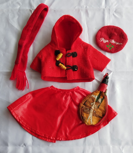 Vêtements poupée vintage
