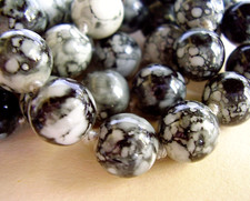 W649 / SAUTOIR EN PIERRE DURE