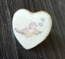 Pins en porcelaine Création