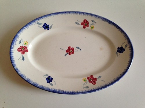 Plat ovale digoin - ,