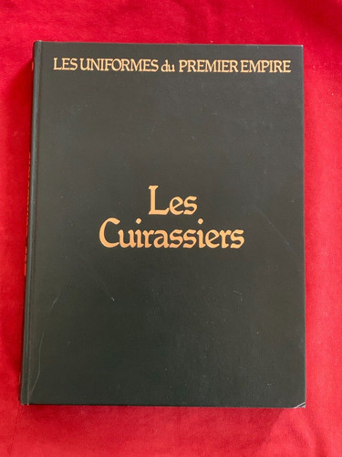 Les uniformes premier - uniformes, du