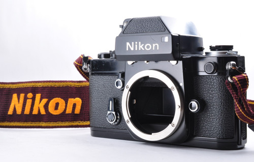 Film reflex noir nikon - 35,