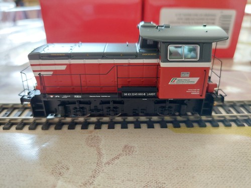 Rivarossi hr2932 locomotive - hr2932,