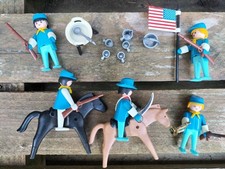 PLAYMOBIL  CHEVAUX COW BOYS