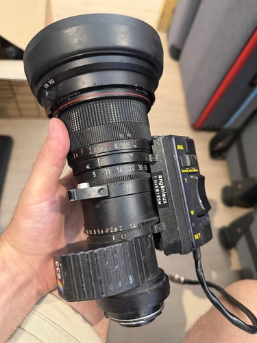 Objectif angenieux 126 mm - objectif, 9-126