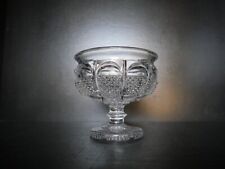 Petite coupe plat sur pied en cristal manufacture de Creusot Baccarat Charles X