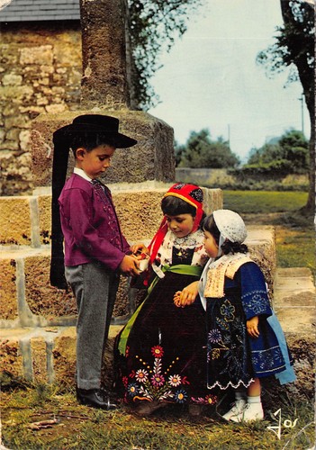 Folklore breton enfants en - breton-enfants,