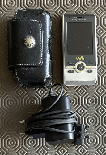 Sony ericsson w595s - w595s, /