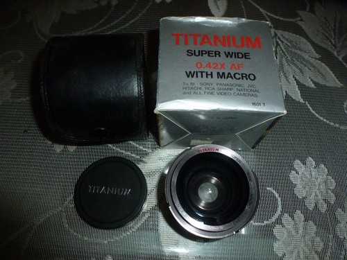 Wide angle lens - wide,
