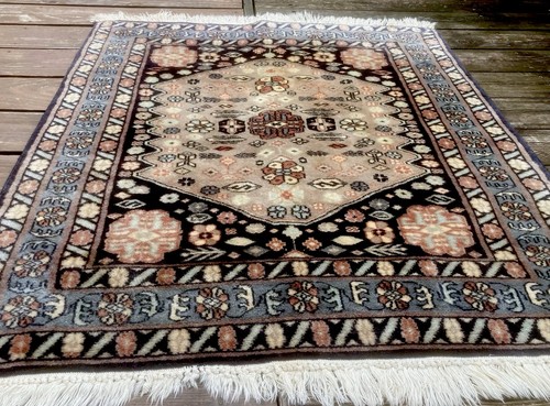 Tapis laine soie noué - et,