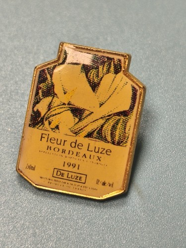 Pin vintage fleur - pin's,