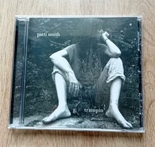 PATTI SMITH.  TRAMPIN.  CD