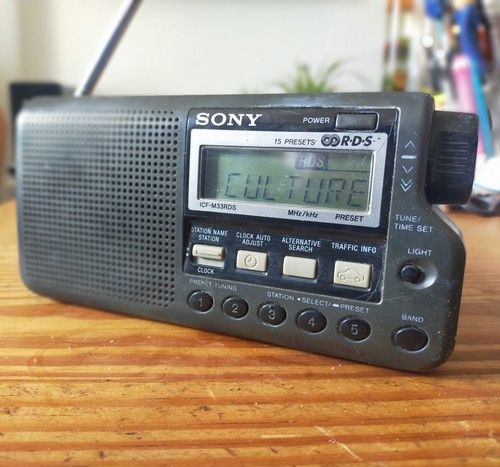 Radio portable sony - fm/lw,