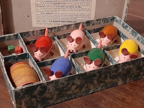 Ancien jeu cochon qui rit - jeu, le