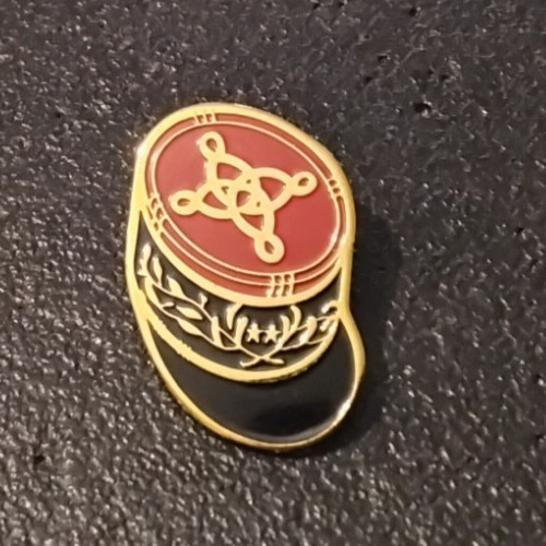 Pin armée militaire képi - pin’s,