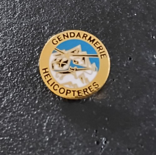 Pin militaire gendarmerie - pin’s,