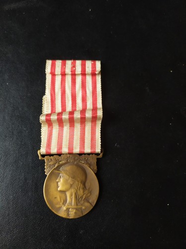 Ancienne médaille décoration - médaille,
