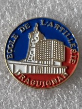 Pin’s École De L’artillerie De Draguignan militaire Armee Signé SDEC Tours