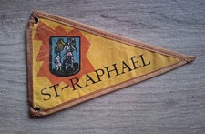 ANCIEN FANION TOURISTIQUE ST