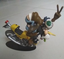 FIGURINE  MOTO JOE BAR TEAM 123 SUZUKI GT 750 FRÈRES ISSARETPA/ Motocycle Resin