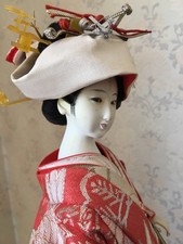 Poupée japonaise geisha