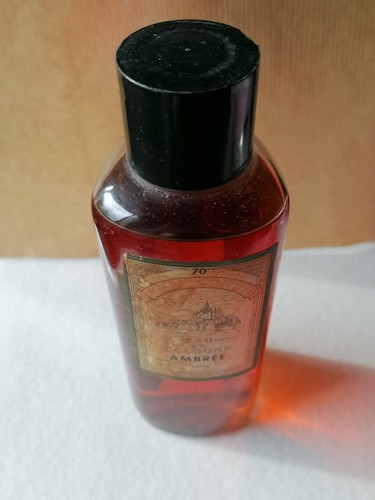 Très ancienne eau cologne - très,