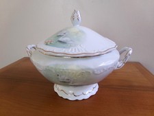 Soupiere en porcelaine de