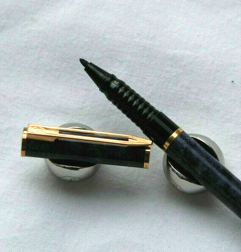 Captivant stylo roller bille - roller,
