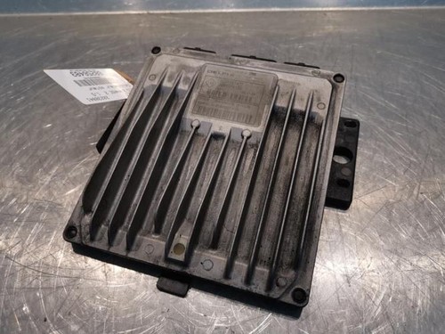 Calculateur moteur renault - calculateur,