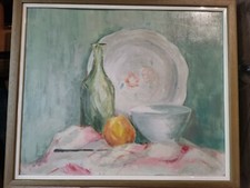 Magnifique huile sur panneau aux tons pastels. Nature morte assiette bouteille. 