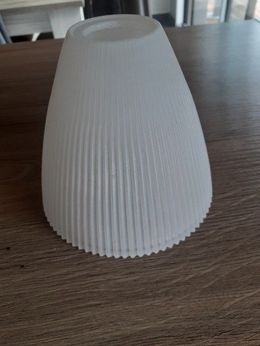 Ancienne tulipe verre - ,