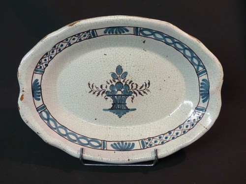 1750 joli plat - aa,