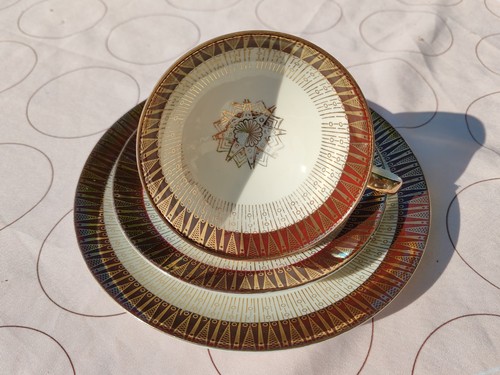 Magnifique trio porcelaine - , de