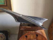 ORNEMENT DE CAPOT  MASCOTTE AUTOMOBILE ANCIENNE EN METAL 