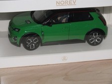RENAULT 5 E-Tech 100% electrique Verte & noir 1/18 R5
