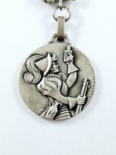 PORTE-CLES - Augis - Liqueur L'ARQUEBUSE de l'HERMITAGE - Gravure, Chevallier -